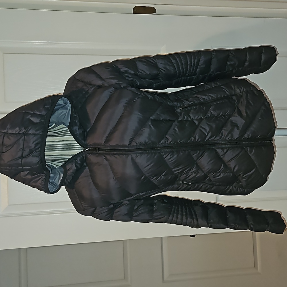 Bcbg Generation Ultra Lightweight Packable Down F… - image 2